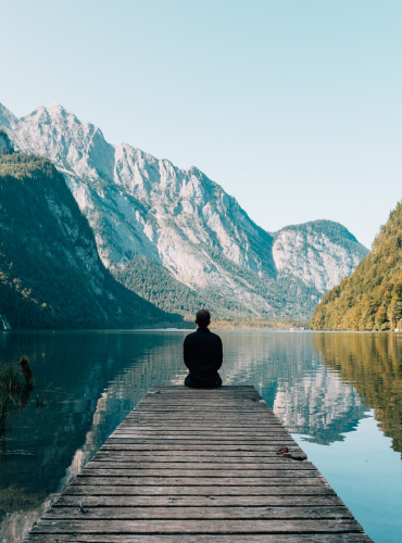 La solitude seul-e devant l'immensité